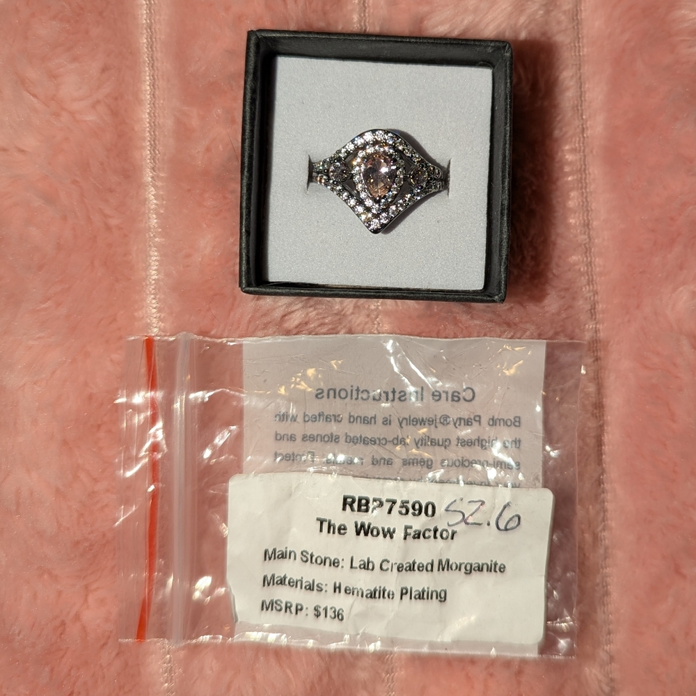 Ring Bomb Party Ring - The Wow Factor - Size 6 - BRAND NEW